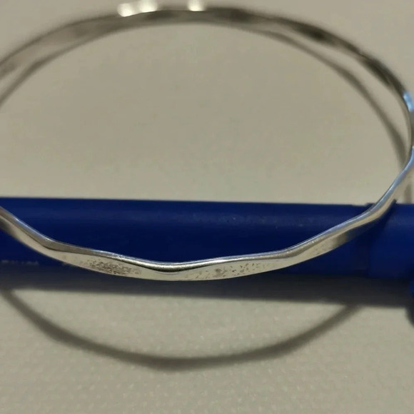 Jewelry - 925  bangle